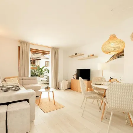 Διαμέρισμα Home2rest At Gigantes - 1 Min To Beach, Restaurants, Center - 1bdr