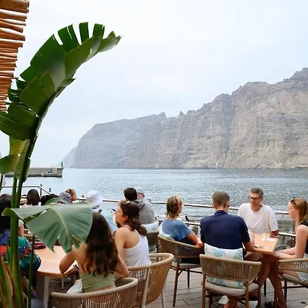 Διαμέρισμα Home2rest At Gigantes - 1 Min To Beach, Restaurants, Center - 1bdr