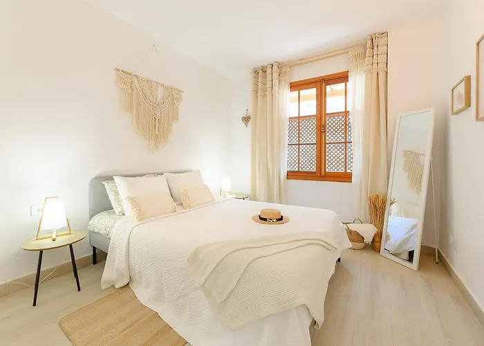 Home2rest At Gigantes - 1 Min To Beach, Restaurants, Center - 1bdr * Акантиладо-де-Лос-Хигантес